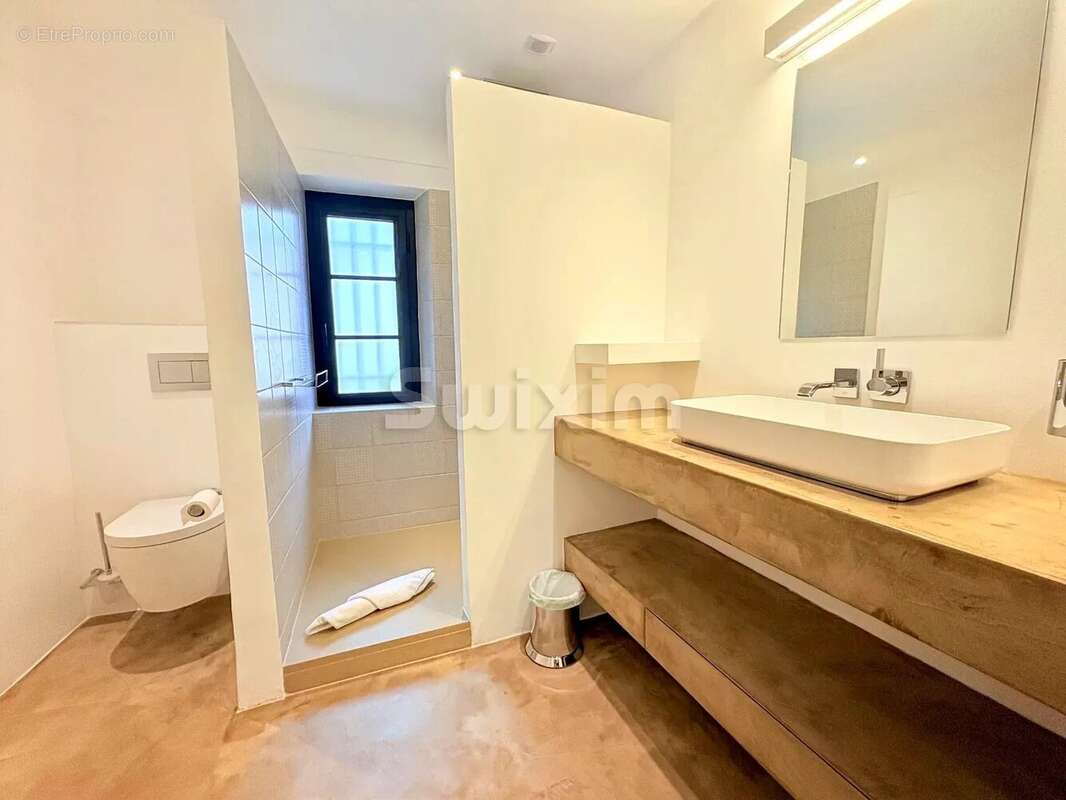 Maison à PLAN-DE-LA-TOUR