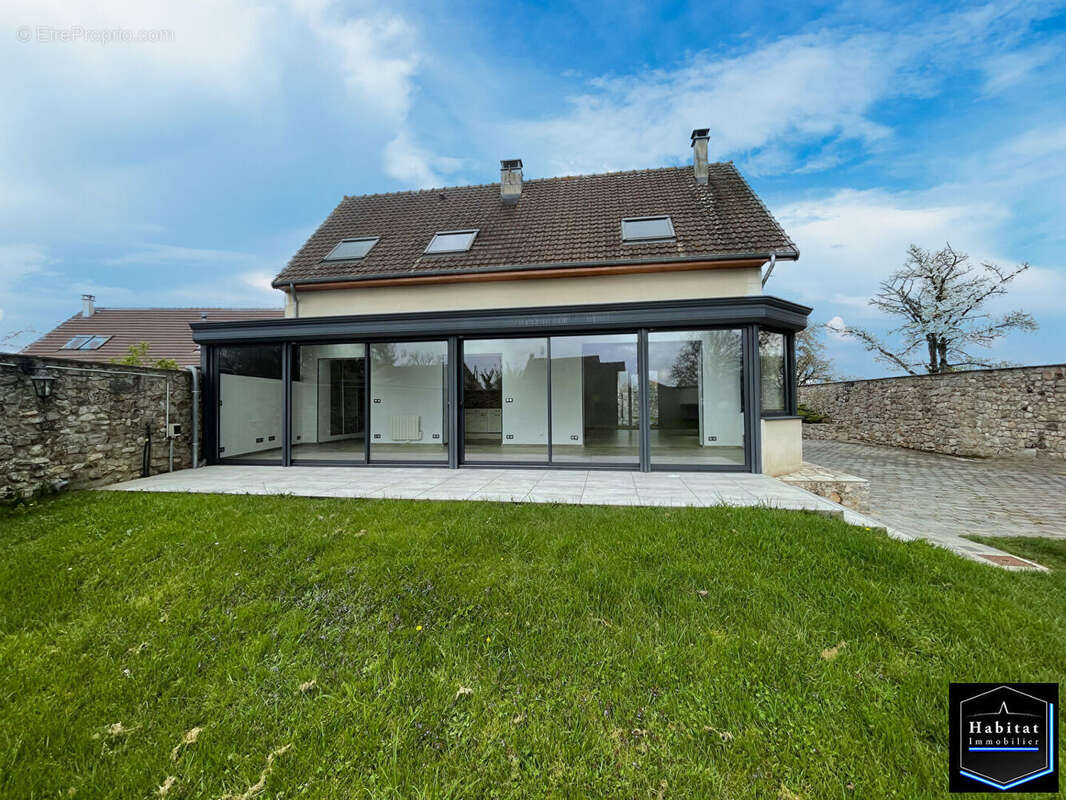 Maison à NANTEUIL-LE-HAUDOUIN