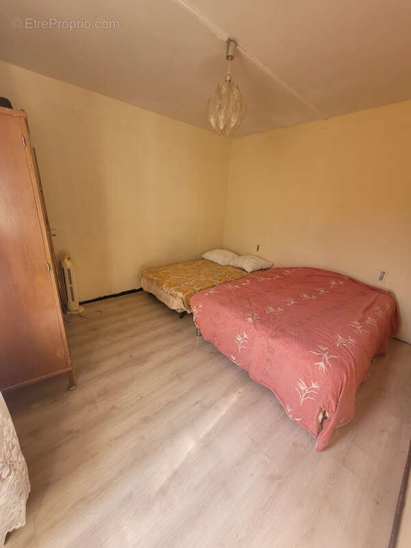 Appartement à SAINT-LAURENT-DE-CERDANS