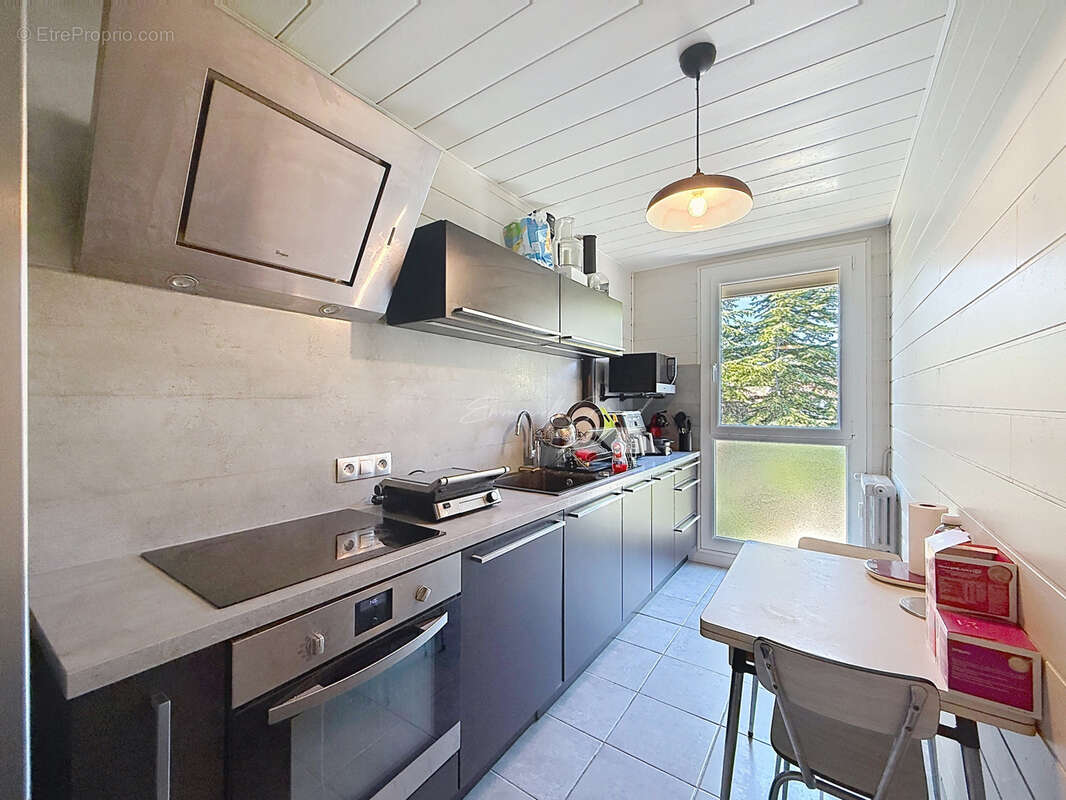 Résidence du Stade // Appartement type 4 // Quatrième étage avec balcon - photo 5