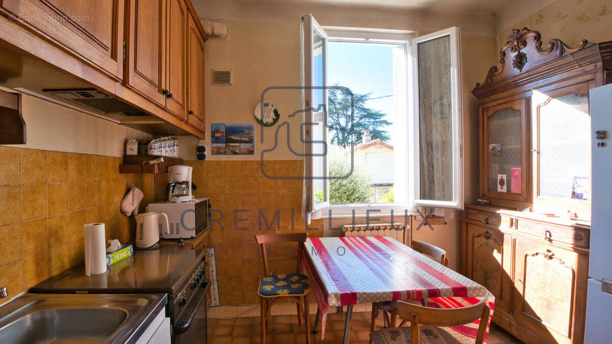 Maison à GUILHERAND-GRANGES