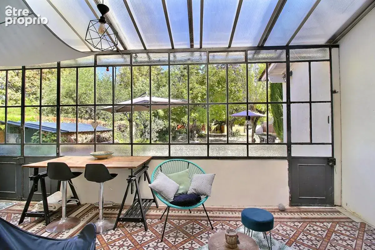 Maison de caractere en pierre 134 m², 5 pieces margaux centre - photo 4