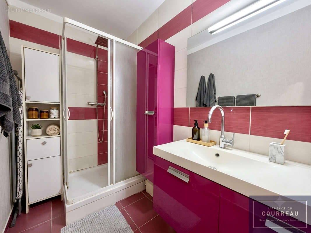 T3 Meublé de 73.95 m2 avec terrasse - photo 7