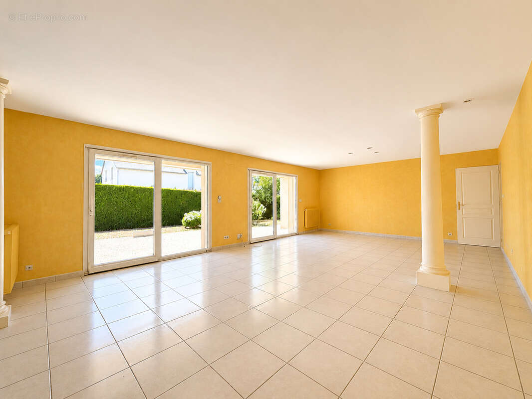 Ballan mire - belle maison de plain-pied - 162m2 - piscine - photo 2