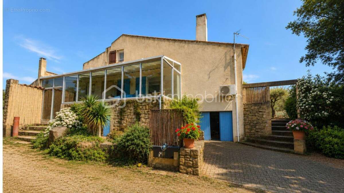Un havre de paix au cœur des Alpilles Et si votre prochaine maison était celle où chaque journée ressemble à des vacances ? - photo 28