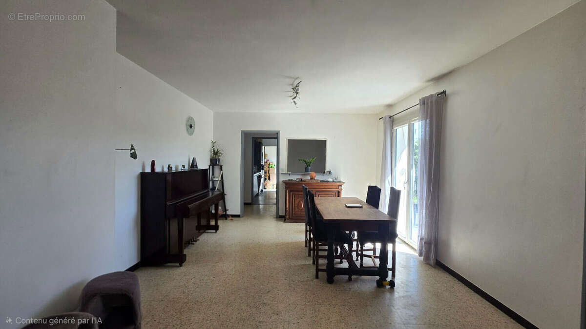 Maison T5 avec jardin et garage idéalement placée à Gaillac ! - photo 4