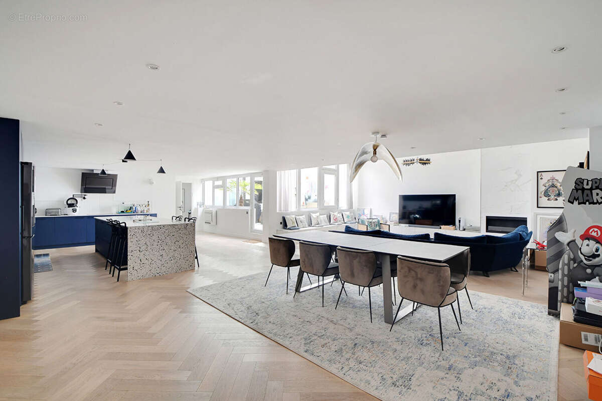 Appartement à SURESNES