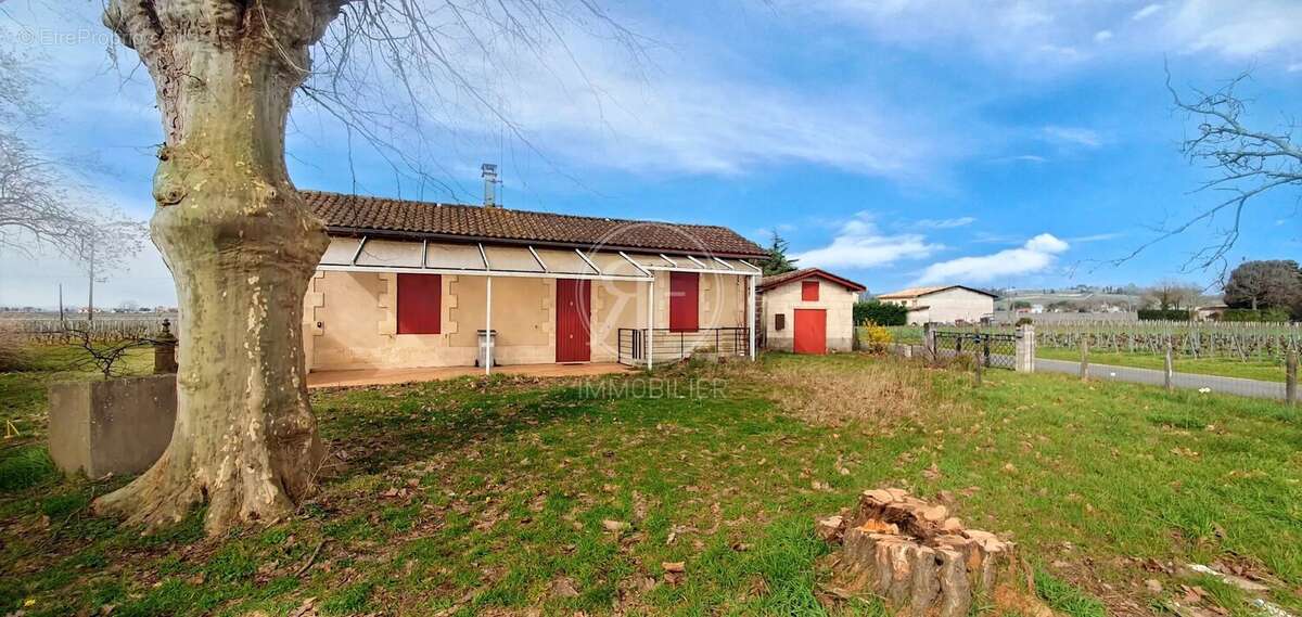 Maison à SAINT-EMILION
