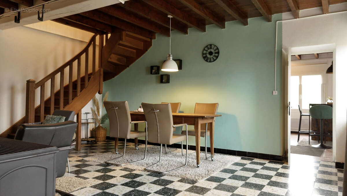Propriété avec deux maisons et un gîte sur 7000m2 de jardin - photo 22