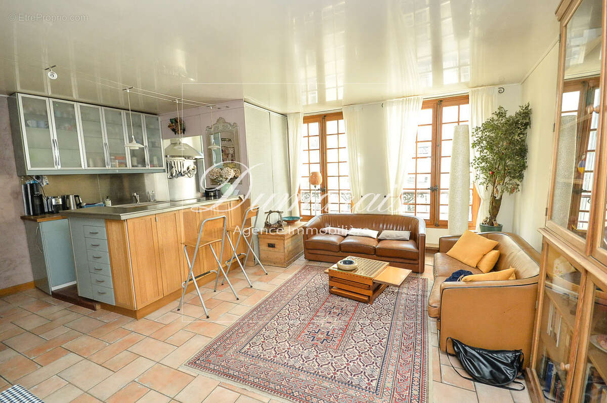 Appartement à PARIS-4E