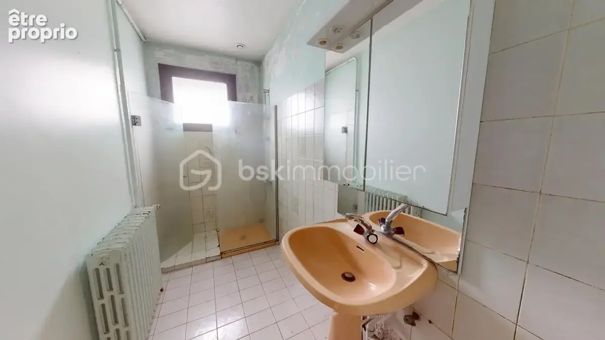 Maison de Bourg - 100m² - Sermaises - photo 12