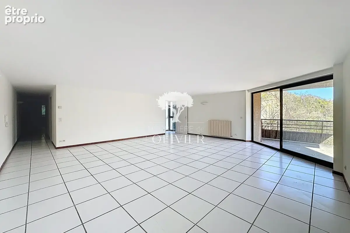 Appartement 4 pièces 121 m² à vendre à Apt (84400) - photo 6