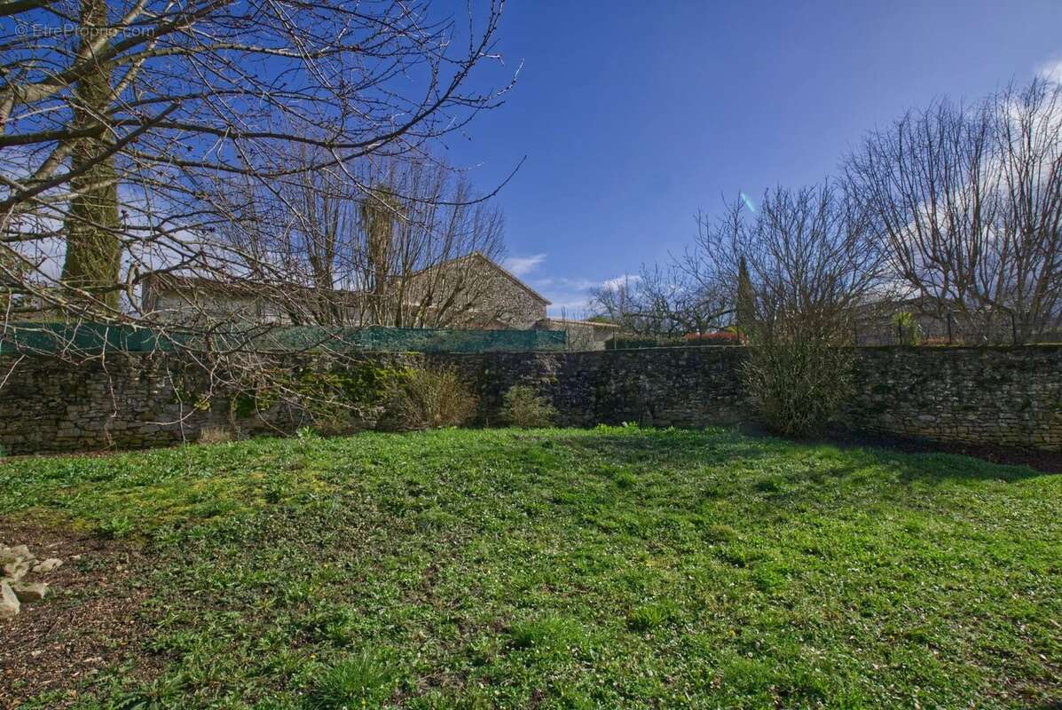 Maison à SAINT-GOURSON