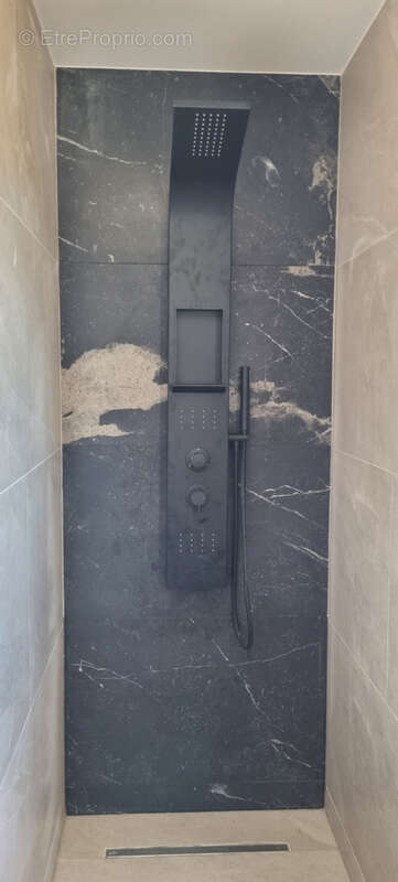 Maison à ROQUEBRUNE-SUR-ARGENS