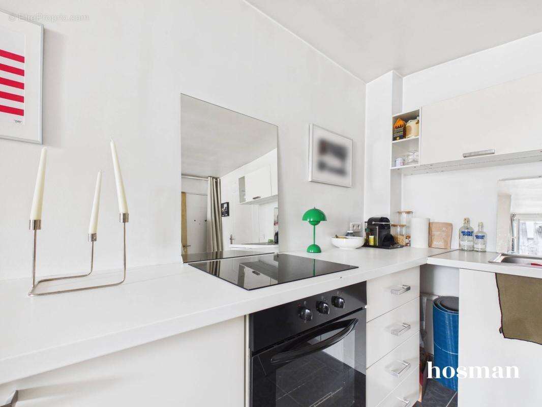 Studio 26 m² - Dernier étage traversant - Rue Saint-Jean, Paris - photo 11