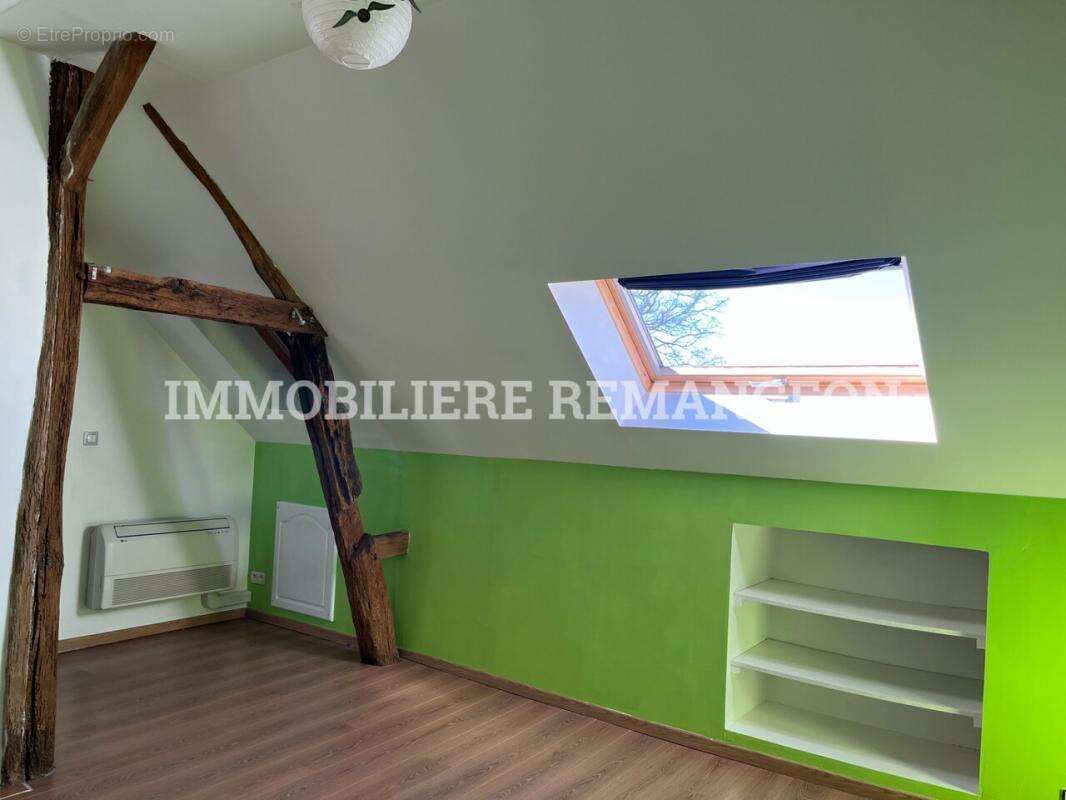 Maison à CHAUMONT-SUR-THARONNE