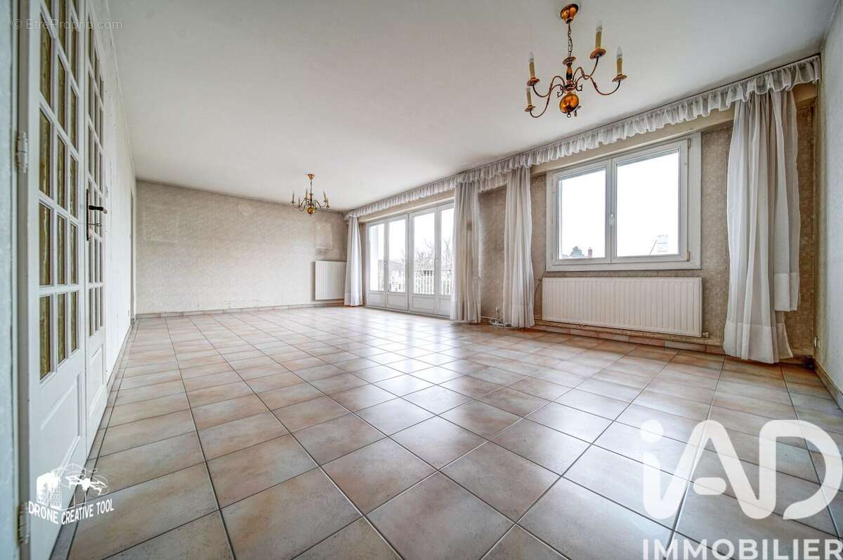 Photo 4 - Maison à MARLY