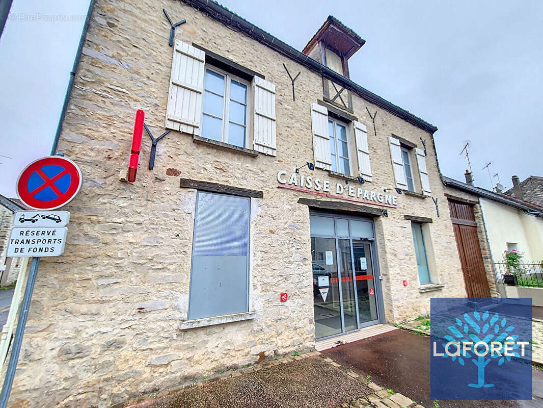 Maison à MORIGNY-CHAMPIGNY