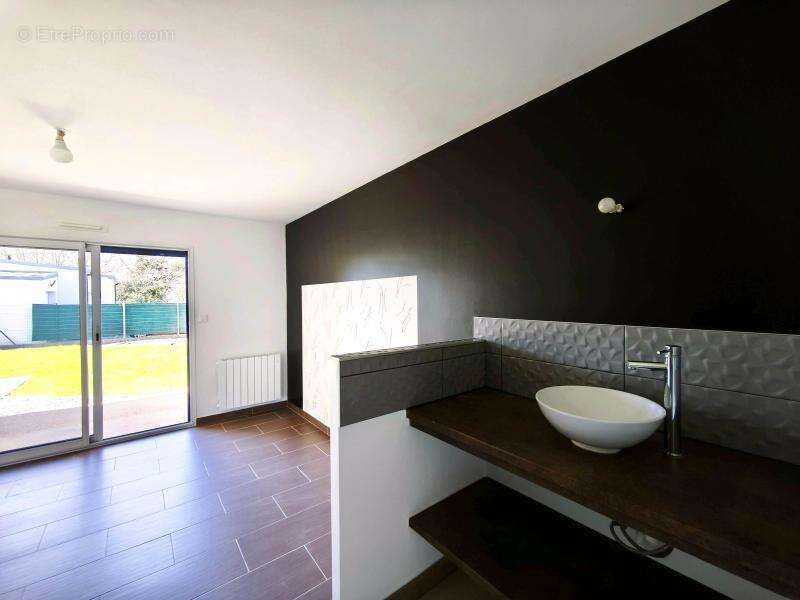 Maison à BERRIC
