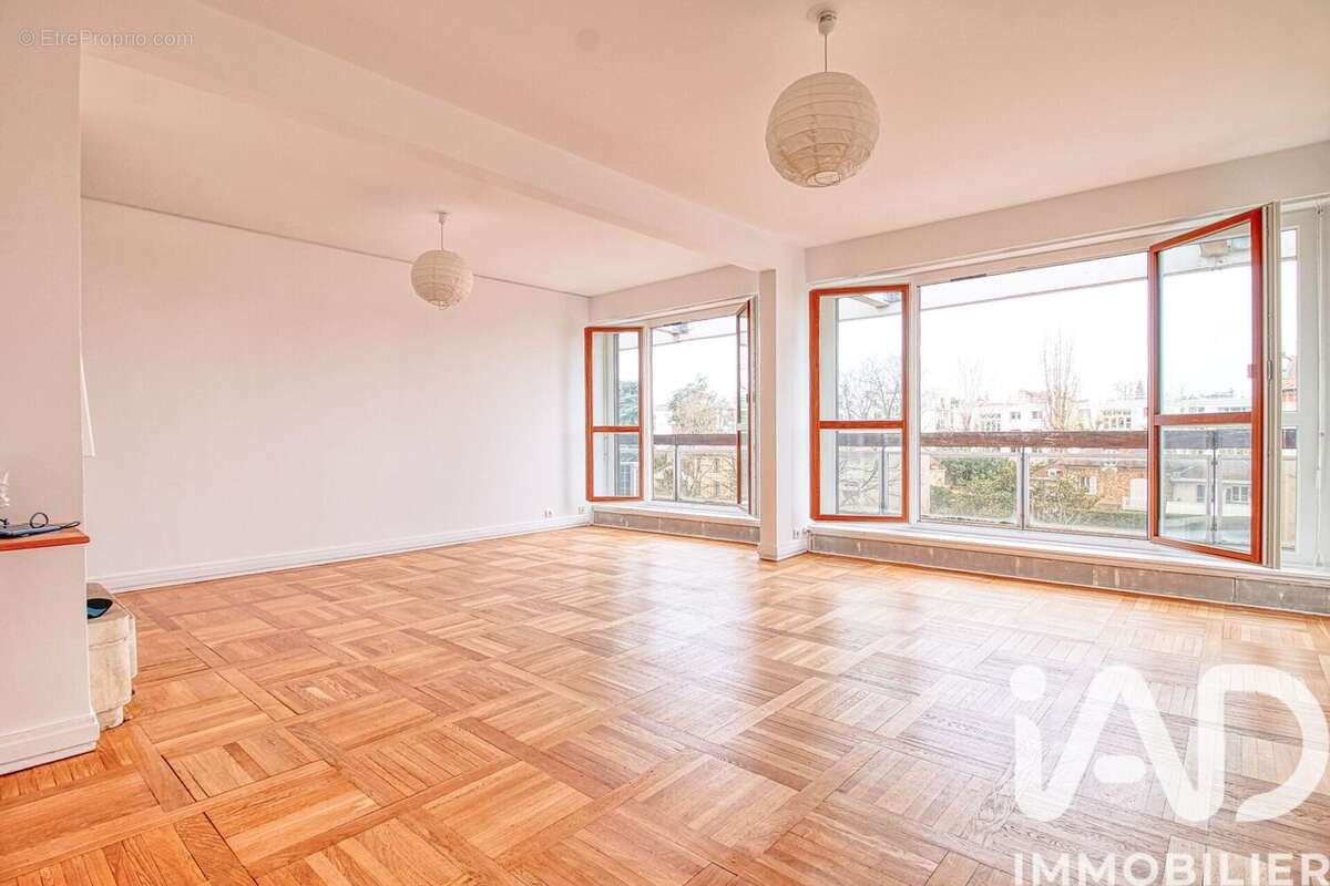 Appartement 85 m² à Saint-Cloud  - photo 3