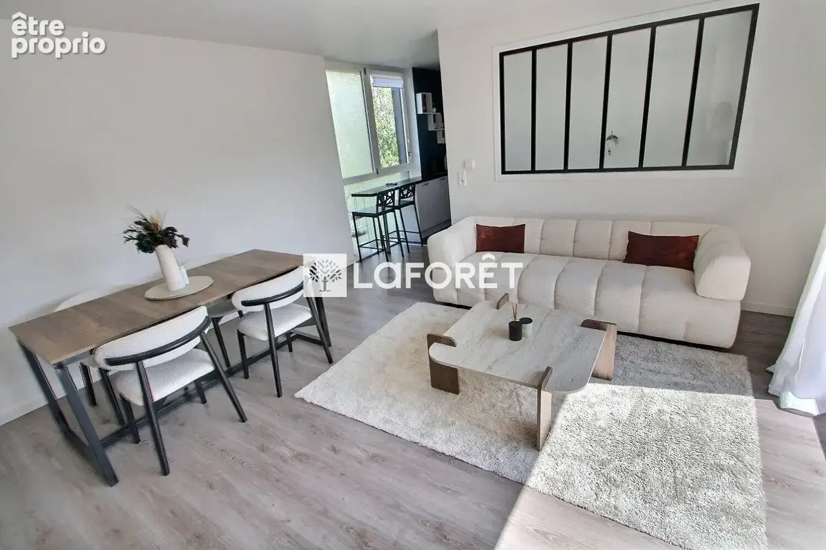 Duplex 4 pièces. 85 m² Terrasse 14 m² sans vis-à-vis. Dernier étage - Parking - photo 2