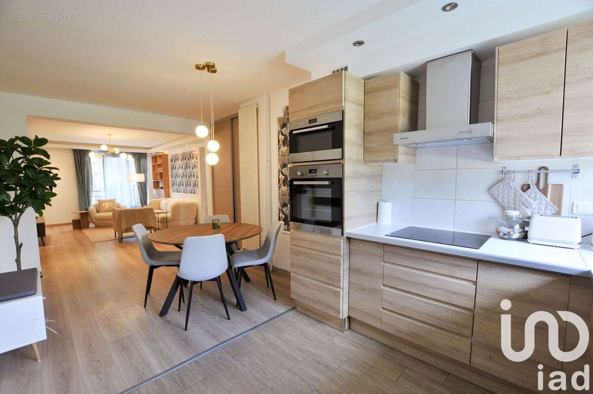 Photo 4 - Appartement à LE PERREUX-SUR-MARNE