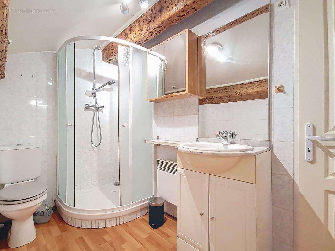 À vendre à Toulon Est (83100), appartement T2 mansardé en dernier étage - photo 10
