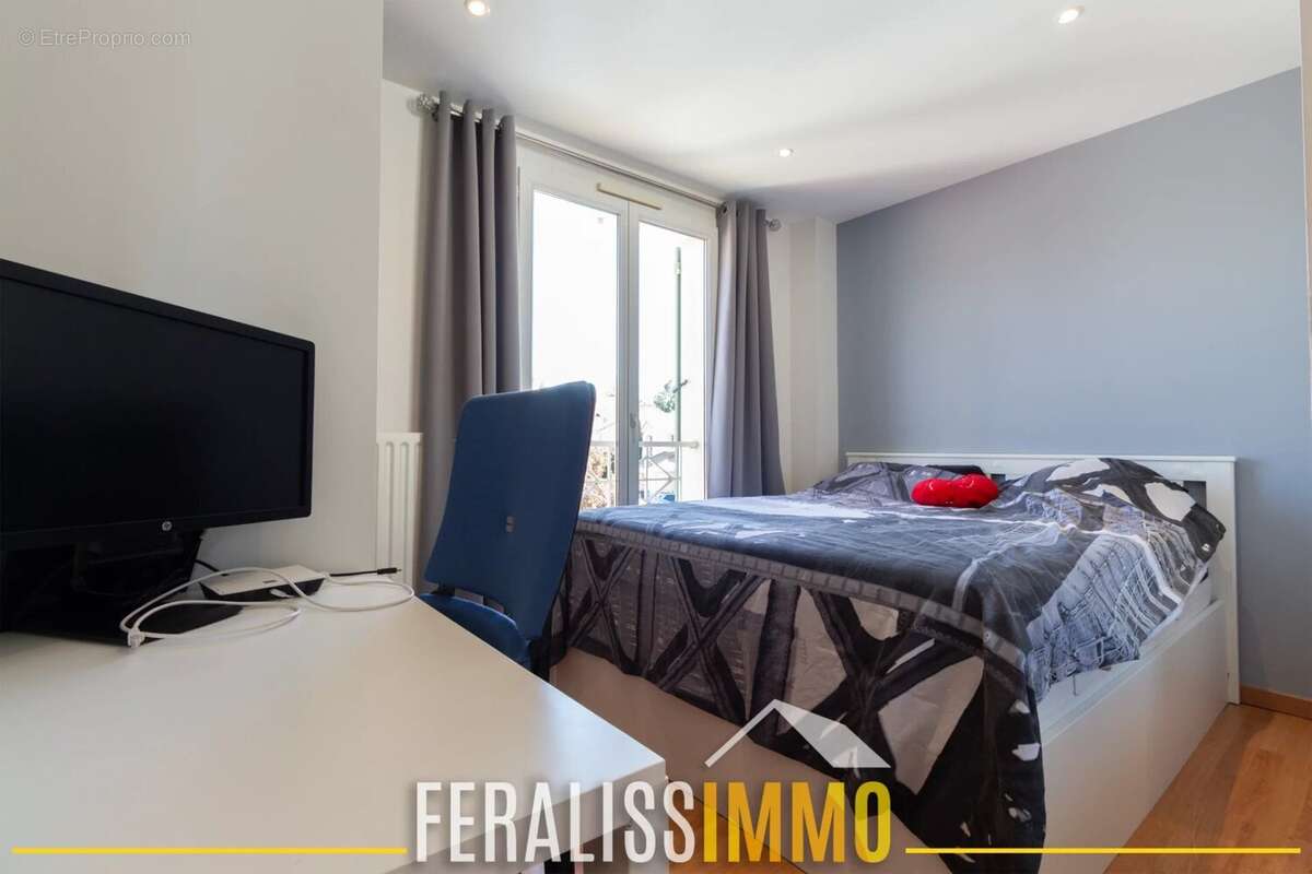 Maison à COURDIMANCHE