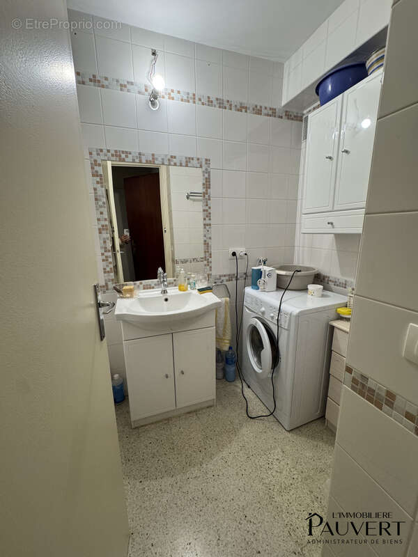 Appartement à GREOLIERES
