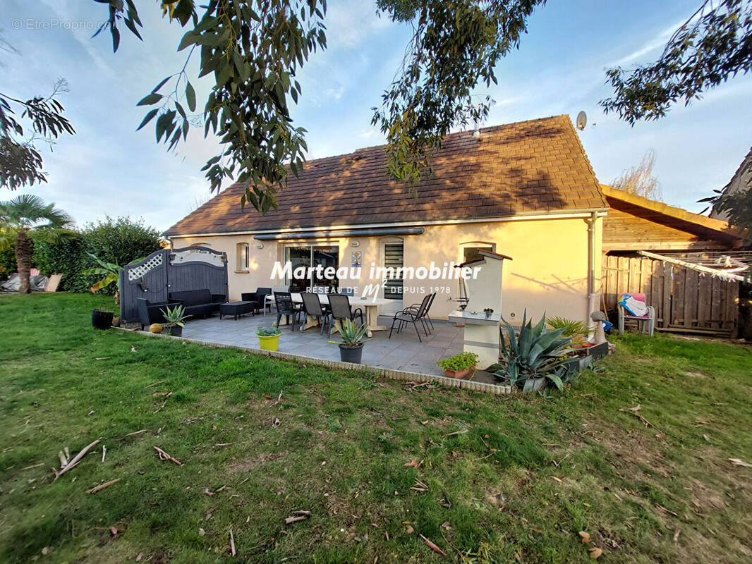 Maison à VOIVRES-LES-LE-MANS