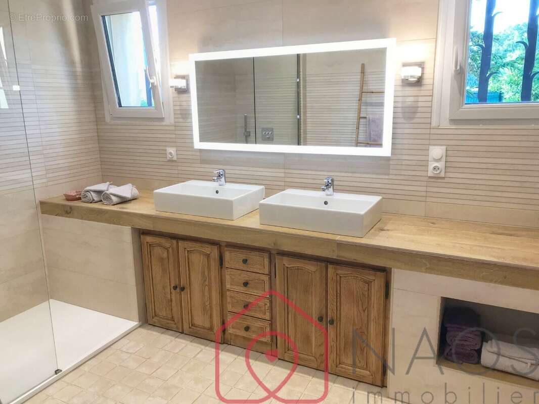 Oraison, villa 165 m², 5 chambres, piscine et garage - photo 14