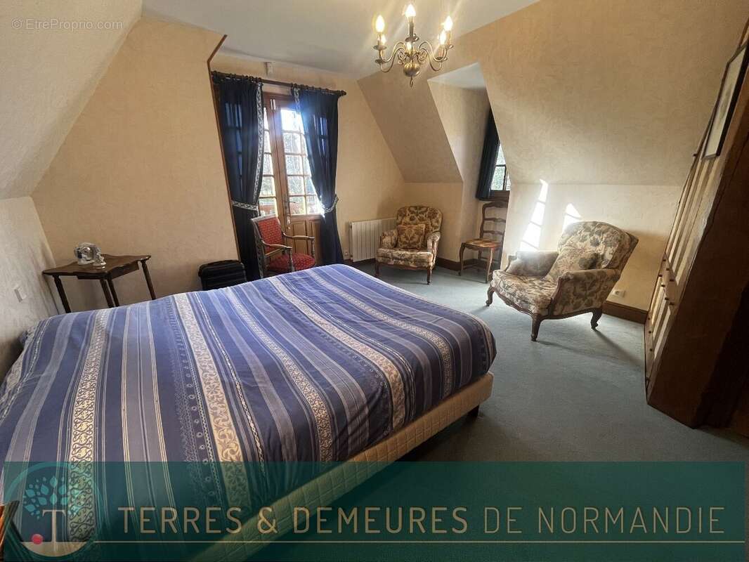 Maison à CORMEILLES