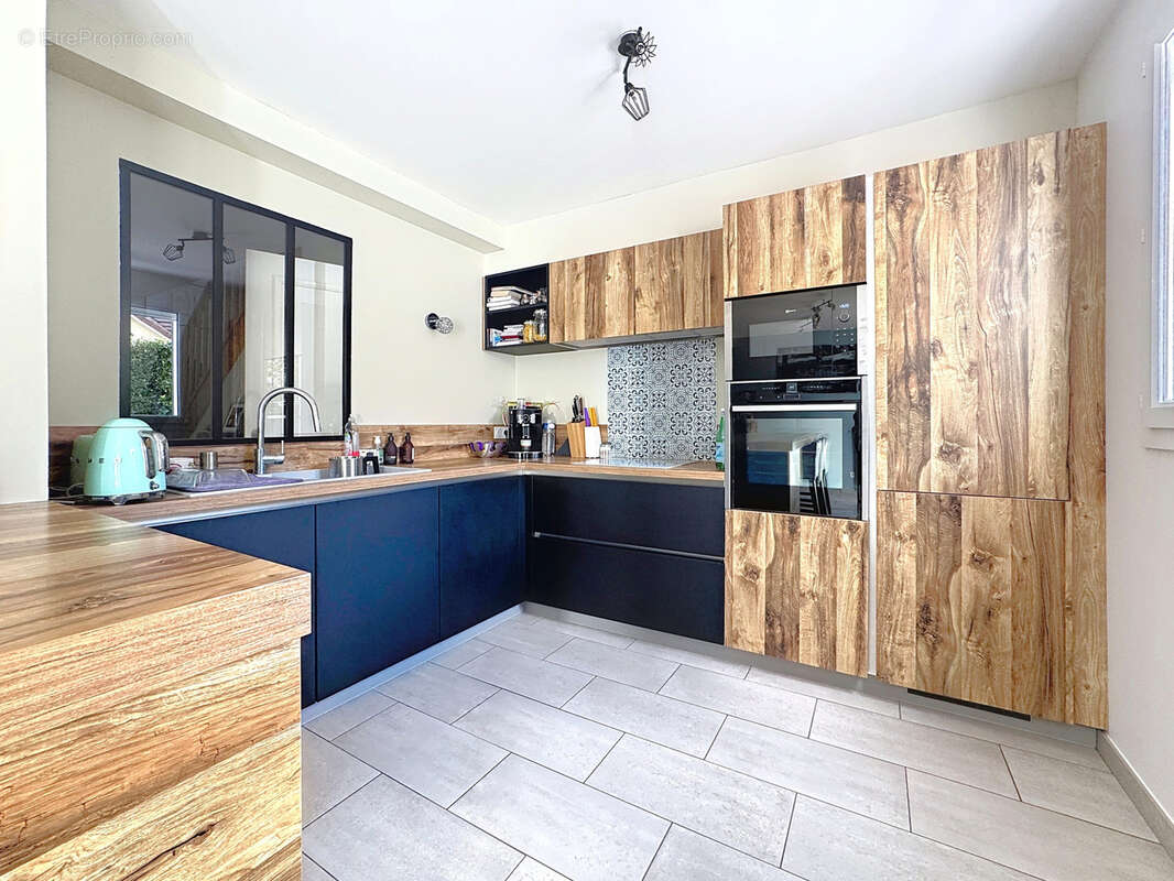 Maison à FRANQUEVILLE-SAINT-PIERRE