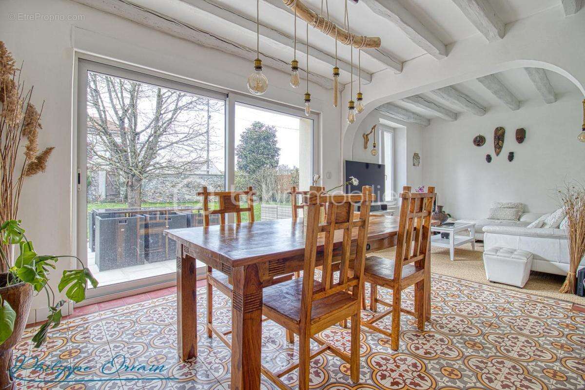 Maison à VEMARS