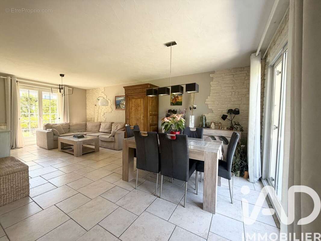 Photo 6 - Maison à MEZY-SUR-SEINE