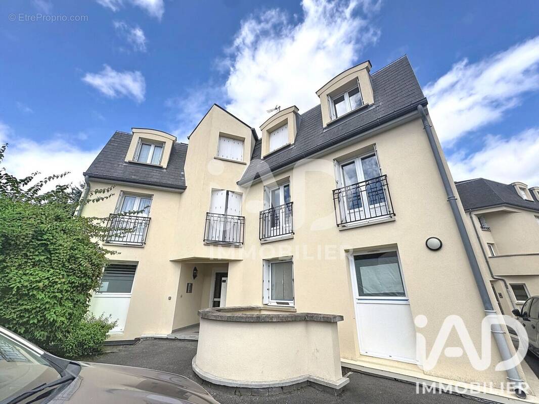 Photo 1 - Appartement à MAROLLES-EN-HUREPOIX