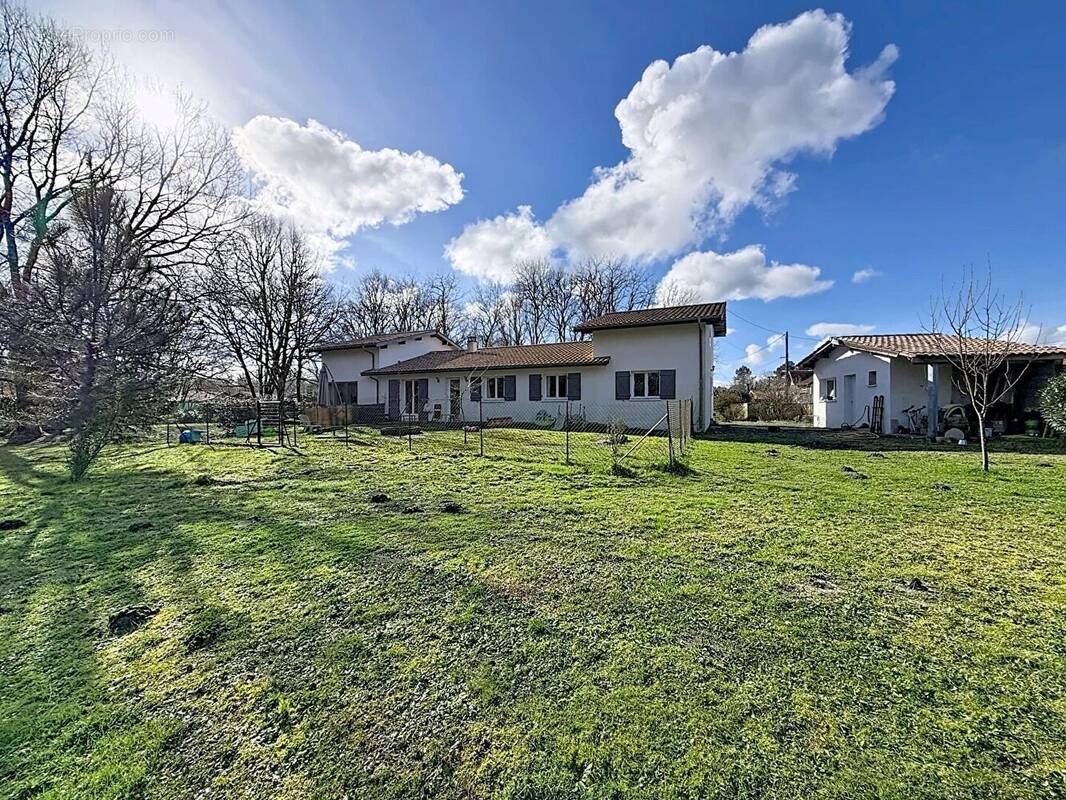 Maison à LABOUHEYRE