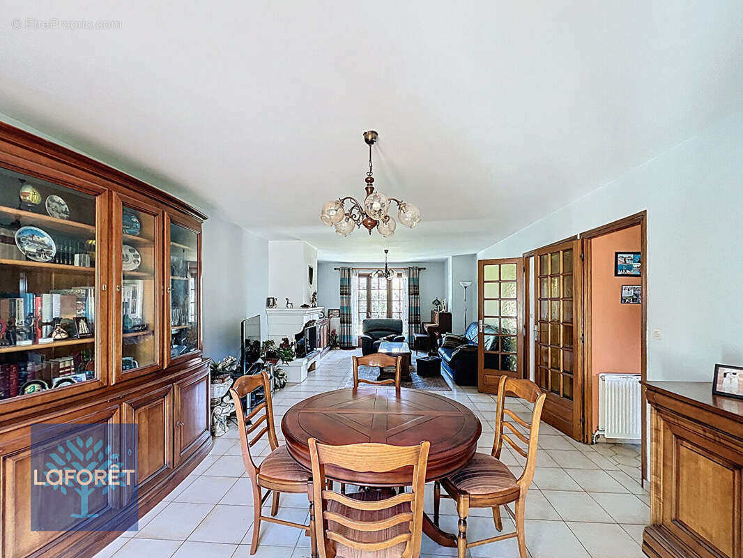 Maison à SAINT-GERMAIN-LES-CORBEIL