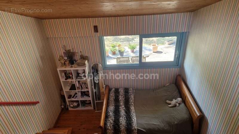 Maison à SAINT-JEAN-D'ILLAC