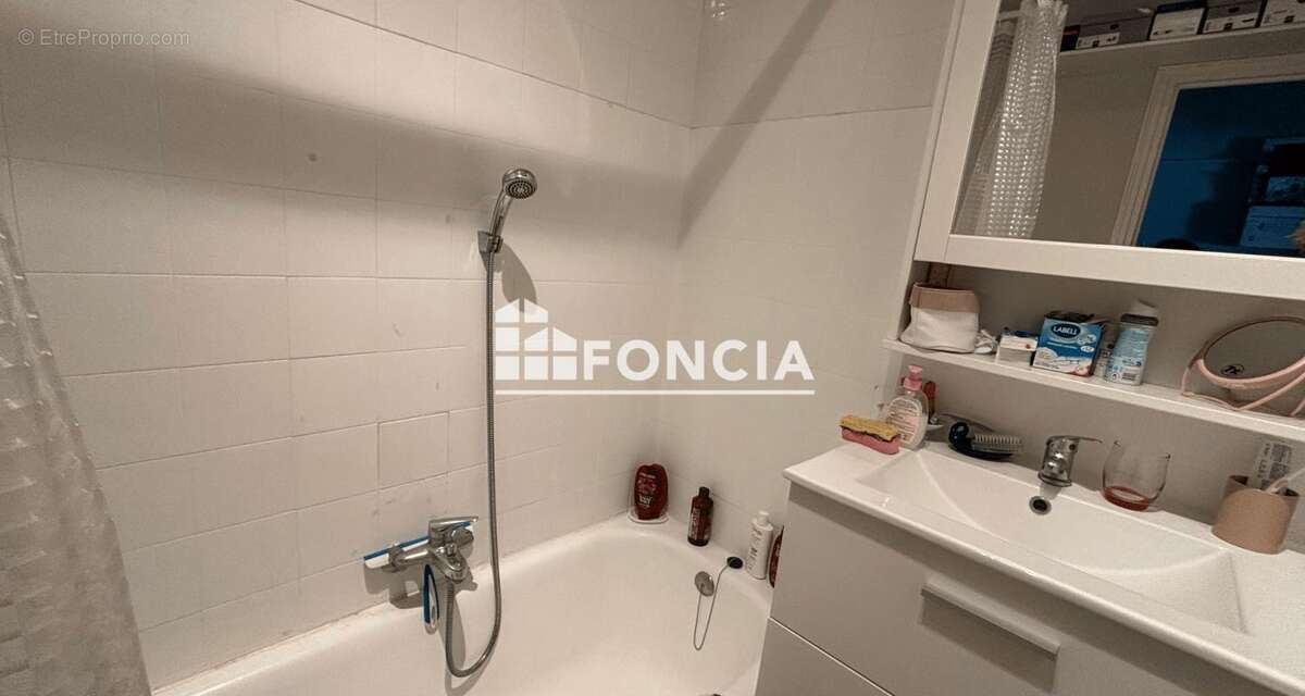 Appartement à LUNEL