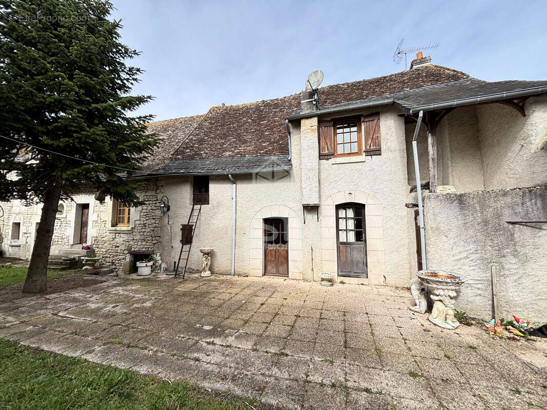 Maison à DRACHE