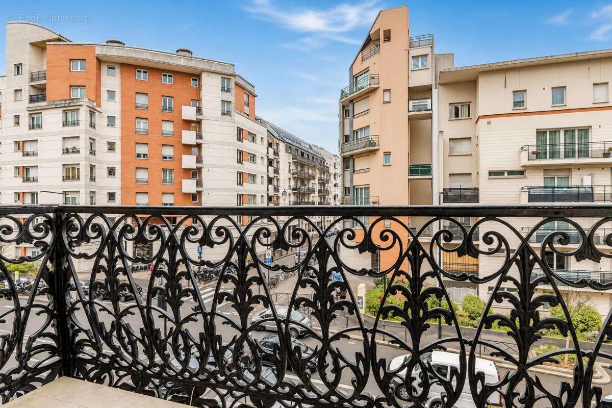 Courbevoie - 3 pièces 68m2, balcon - photo 10