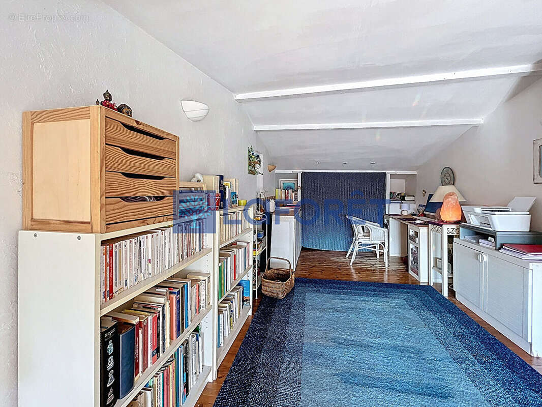 Maison à SIX-FOURS-LES-PLAGES