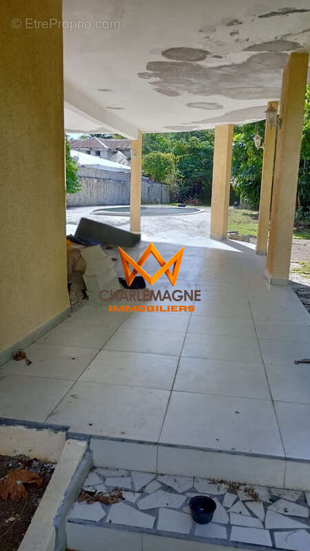 Maison à SAINTE-ANNE