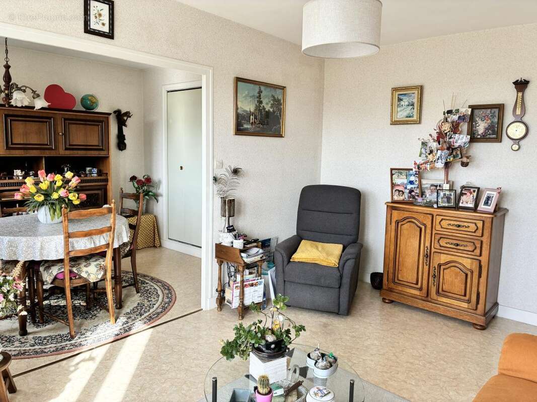 Appartement à LAVAL