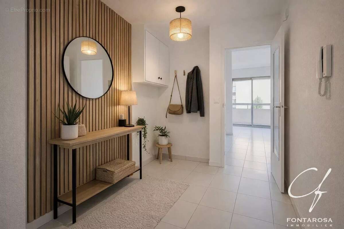 Appartement à FREJUS