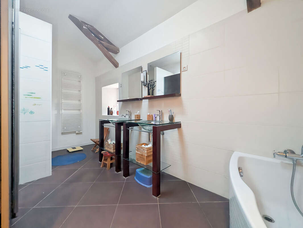 Maison à SAINT-AUBIN-D'AUBIGNE