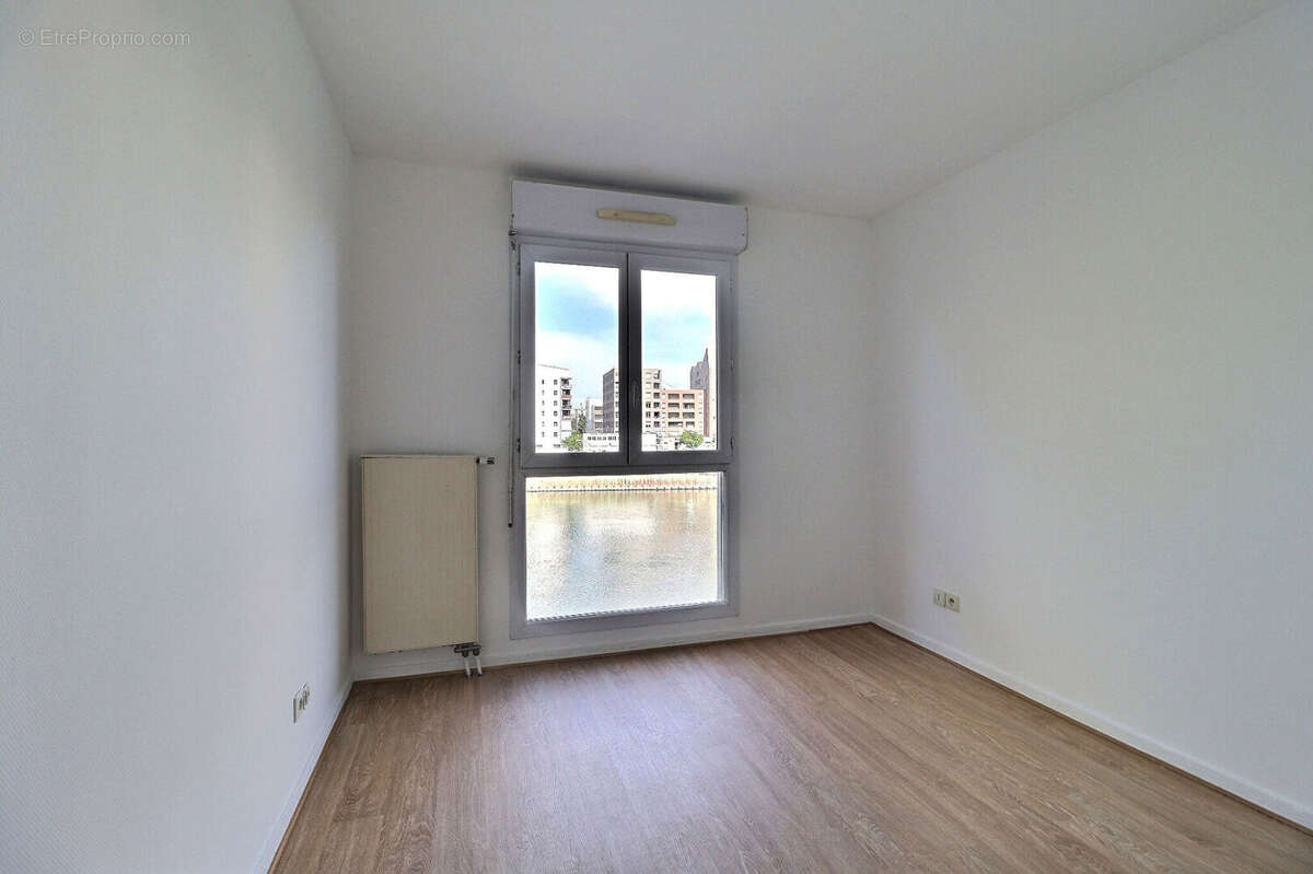 Appartement à L'ILE-SAINT-DENIS