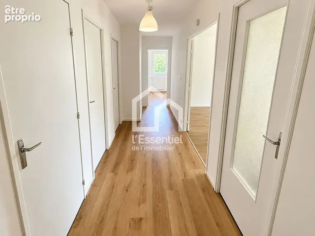 VERNEUIL-SUR-SEINE - Appartement 2 pièces 56 m² avec balcon et box. - photo 6
