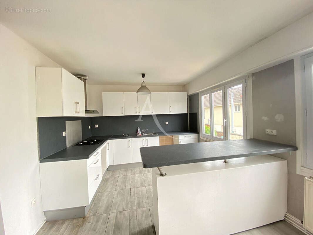 Maison à ATHIS-MONS